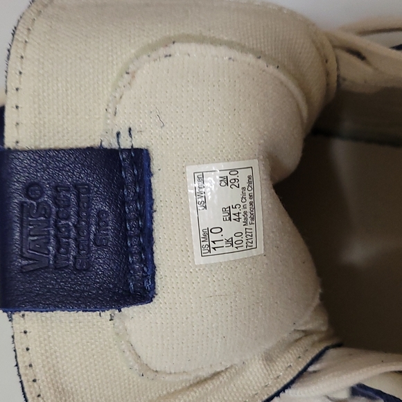 Vans blue 💙& white leather checkered shoes. NEW! - Picture 5 of 7